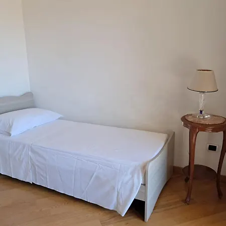 La Casa Di Dina